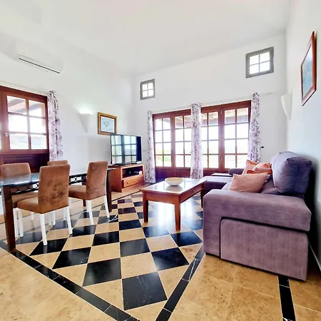 Hébergement de vacances Casa Vacacional Anna, Piscina Privada Climatizada Playa Blanca (Lanzarote)