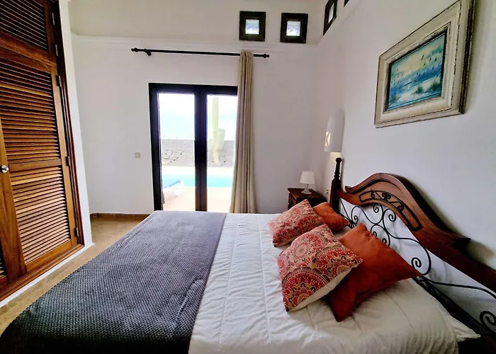 Casa Vacacional Anna, Piscina Privada Climatizada